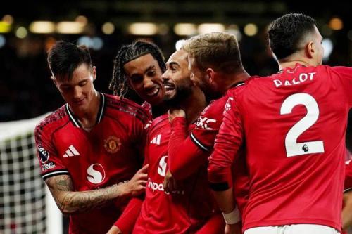 前英超主帅舍伍德支招曼联:夏窗签沃顿安德森 阵容换血争冠