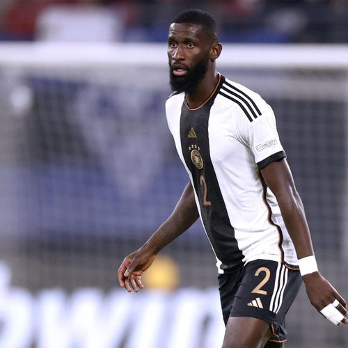 图片报:纳格尔斯曼与吕迪格保持沟通 定期问询伤情