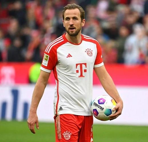 德甲射手榜领跑!凯恩赛季31球距莱万纪录仅差10球 联赛剩7轮