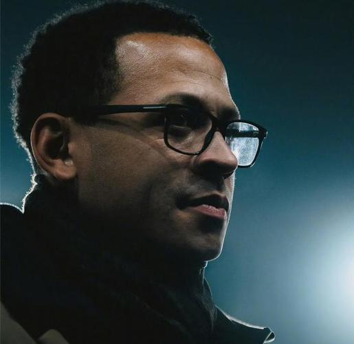 罗塞尼尔谈切尔西失利：丢球非战术，注意力不集中频发