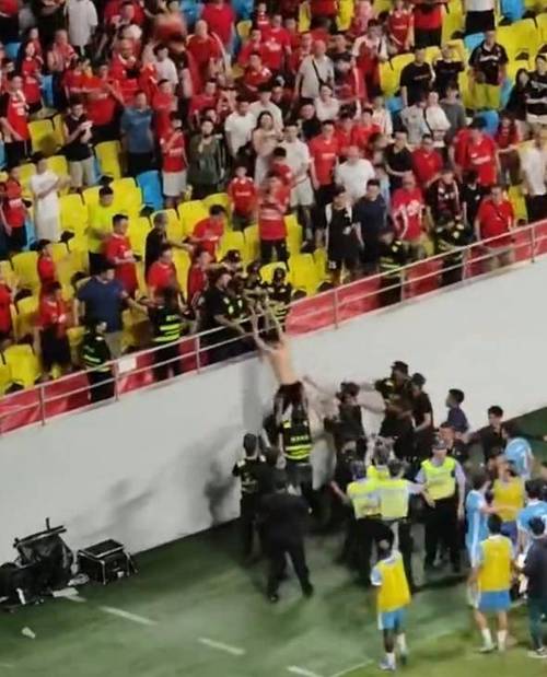 欧洲新闻社：桑坦德竞技球迷赛前冲突后不治身亡