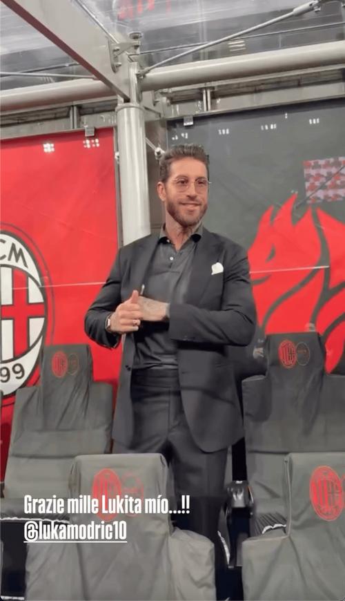 前皇马队长拉莫斯重返伯纳乌 观战马德里德比晒照