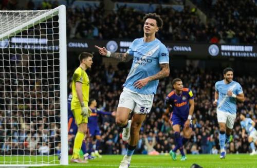 曼城联赛杯夺冠！21岁青训小将奥赖利双响建功