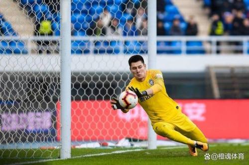 32岁门将杜佳百场里程碑 23次零封丢164球