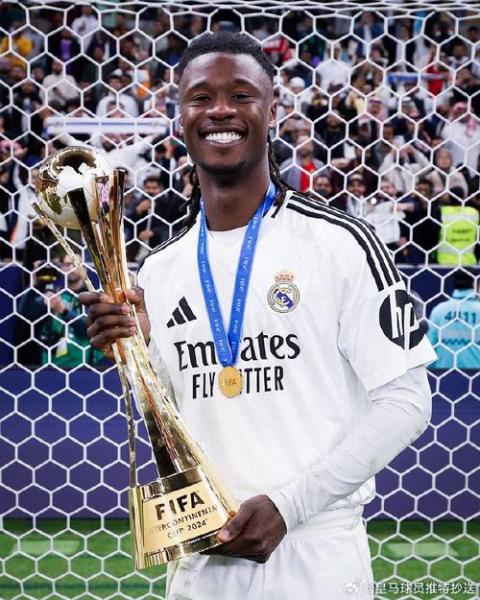 《队报》曝皇马误诊卡马文加脚踝致其伤缺两周