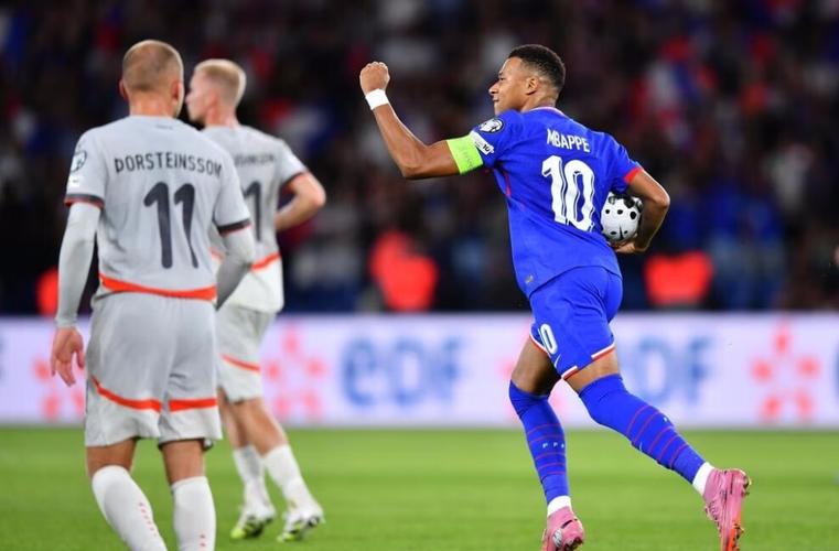 国际友谊赛：十人法国2-1力克巴西 姆巴佩破门