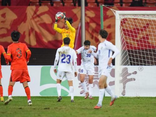 国足2-0库拉索 张玉宁传射获评8.2分