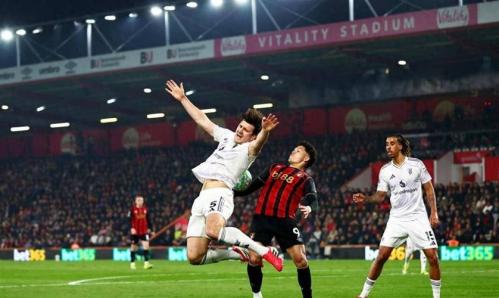 图赫尔谈英乌友谊赛：力挺本·怀特 怒斥裁判点球判罚牵强