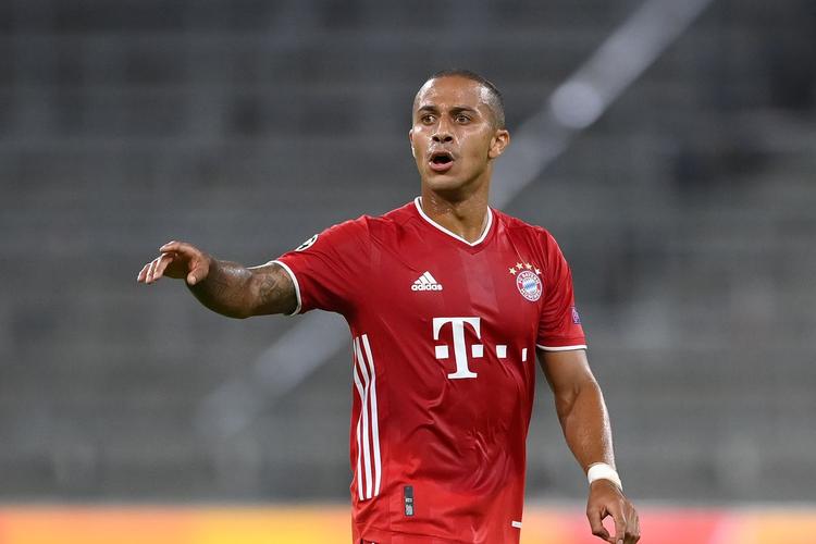 利物浦多特传奇赛：蒂亚戈0度角破门 巴贝尔献助攻