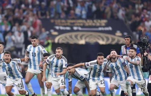 阿斯报：阿尔马达国家队受重用 马竞关键战常替补