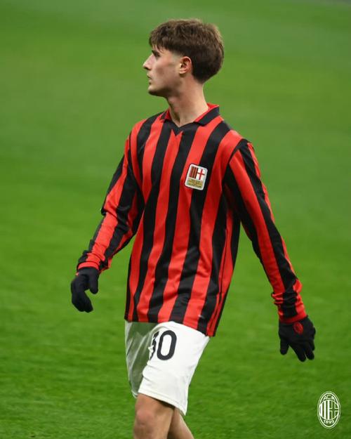 斯基拉：AC米兰有意贝拉诺瓦 已问询球员情况