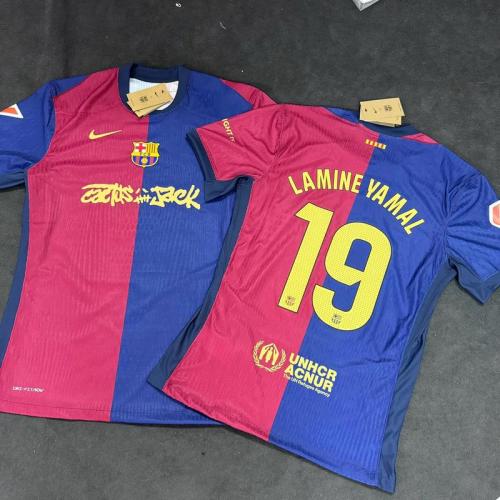 巴萨2026/27赛季客场球衣曝光 紫金配色致敬科比