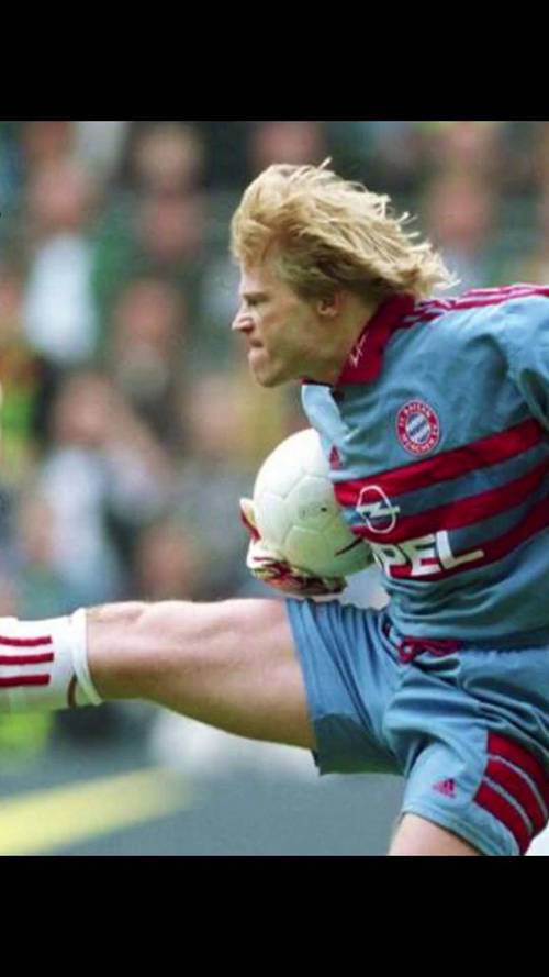 名帅卡佩罗评凯恩：顶尖前锋兼具进球嗅觉与远射能力